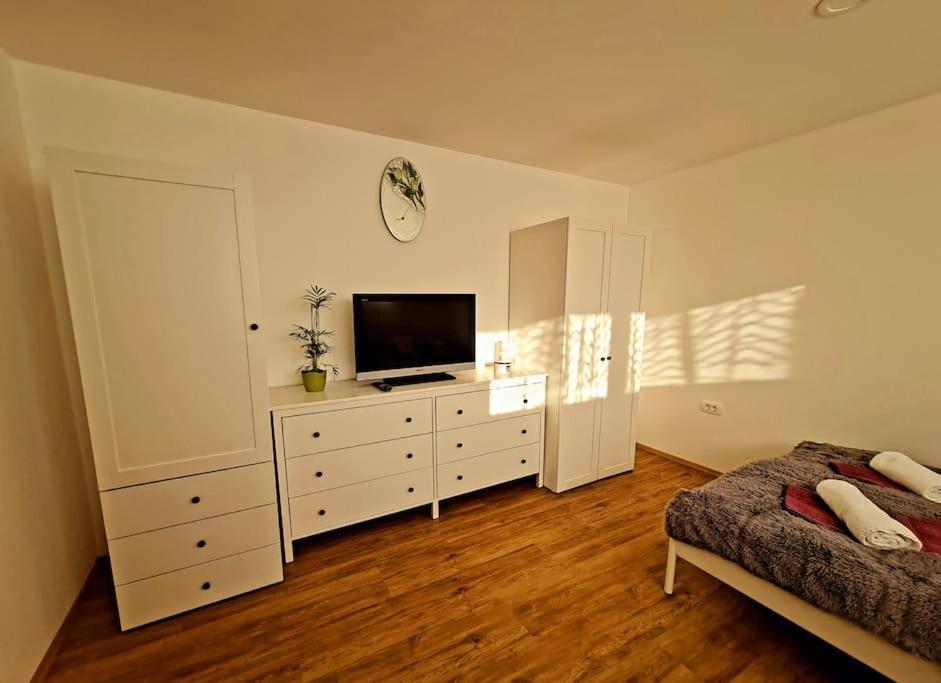 Apartma Juli Zirovnica Zewnętrze zdjęcie